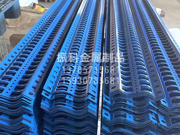 铝合金屋顶防雪栅栏